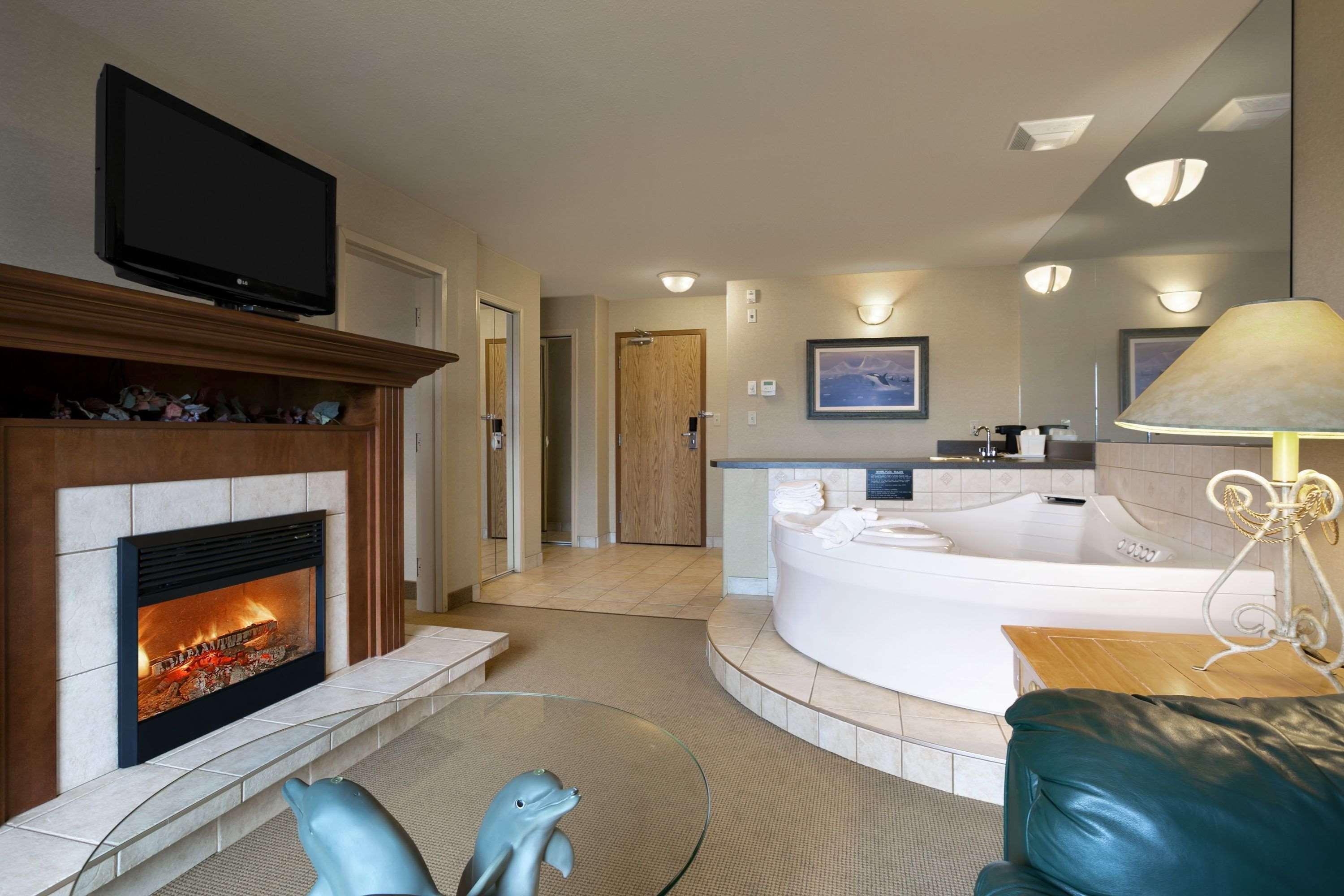 Super 8 By Wyndham Fort Nelson Bc Exterior foto